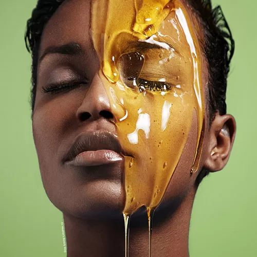 خواص و فواید عسل برای پوست صورت